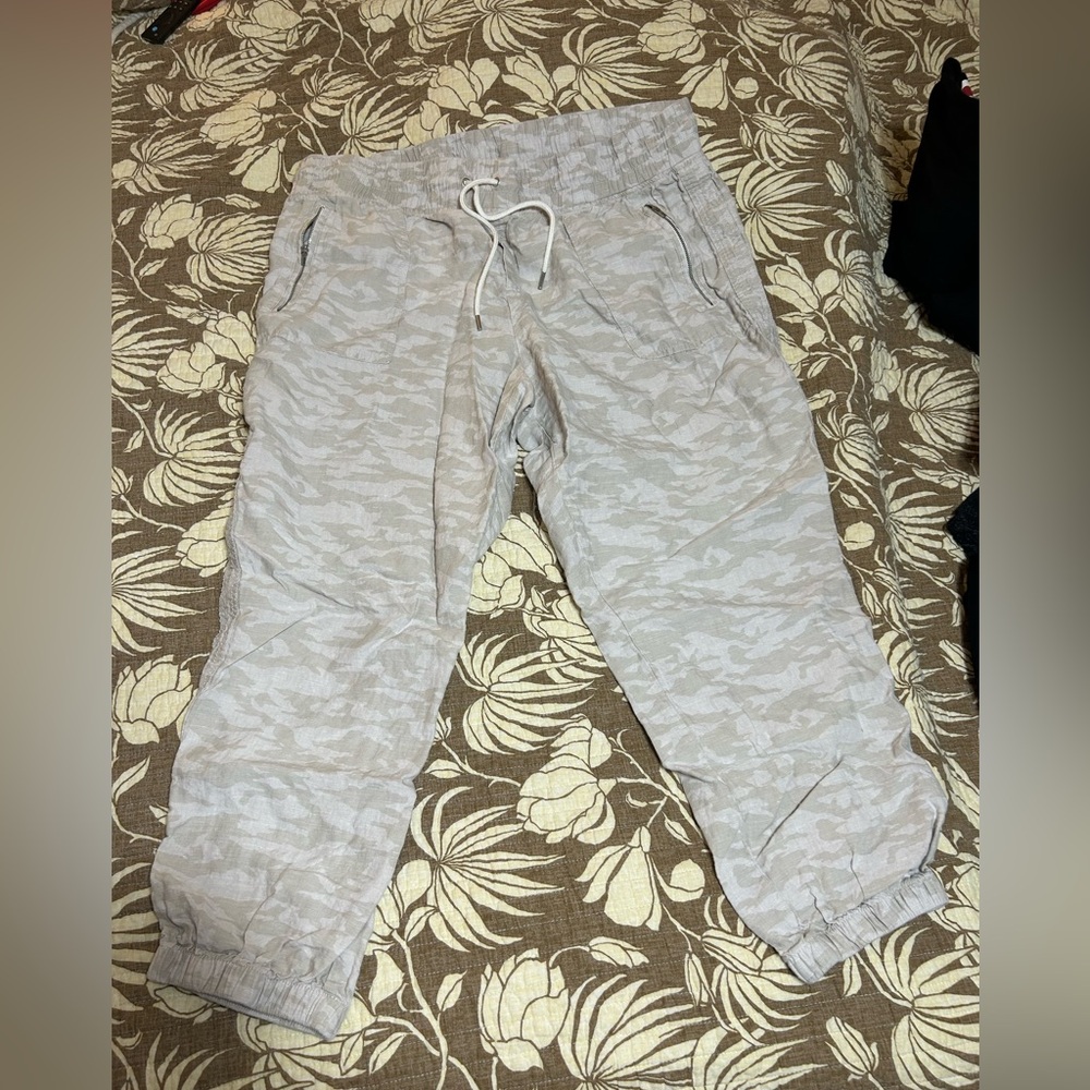 Athleta Cabo Linen Jogger